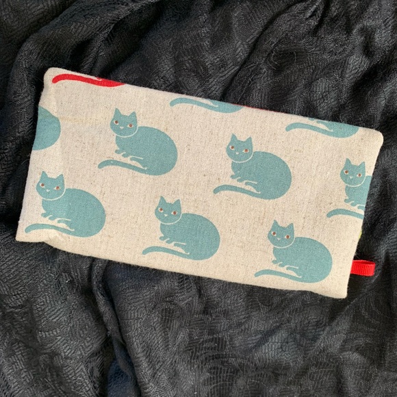 Handmade Cat Pouch - Picture 4 of 8